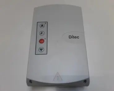 [649E] Boîte de commande 49E - 400V triphasé - 1 vitesse - sans connecteurs