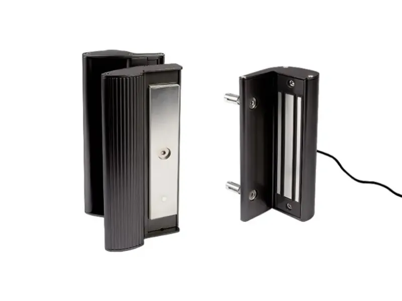 [MAGMAG600-9005] MAGNEETSLOT MONTAGE OP VIERKANTE PROFIELEN TREKKRACHT 600 KG, RAL9005