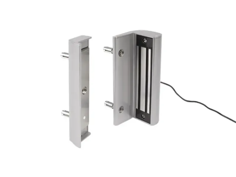 [MAGMAG6000-ZILV] MAGNEETSLOT MONTAGE OP VIERKANTE PROFIELEN TREKKRACHT 600 KG ZILVER